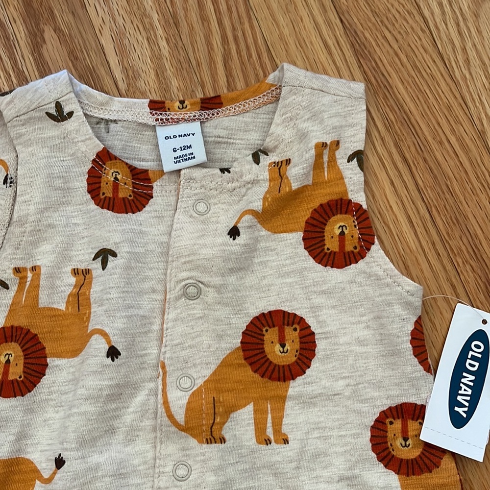 Old Navy Lion One Piece Shortalls Rompers Twins bundle - Picture 2 of 4